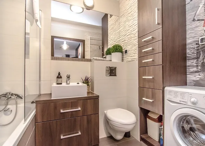 Z Ogrodkiem - Alldayholiday Апартаменты